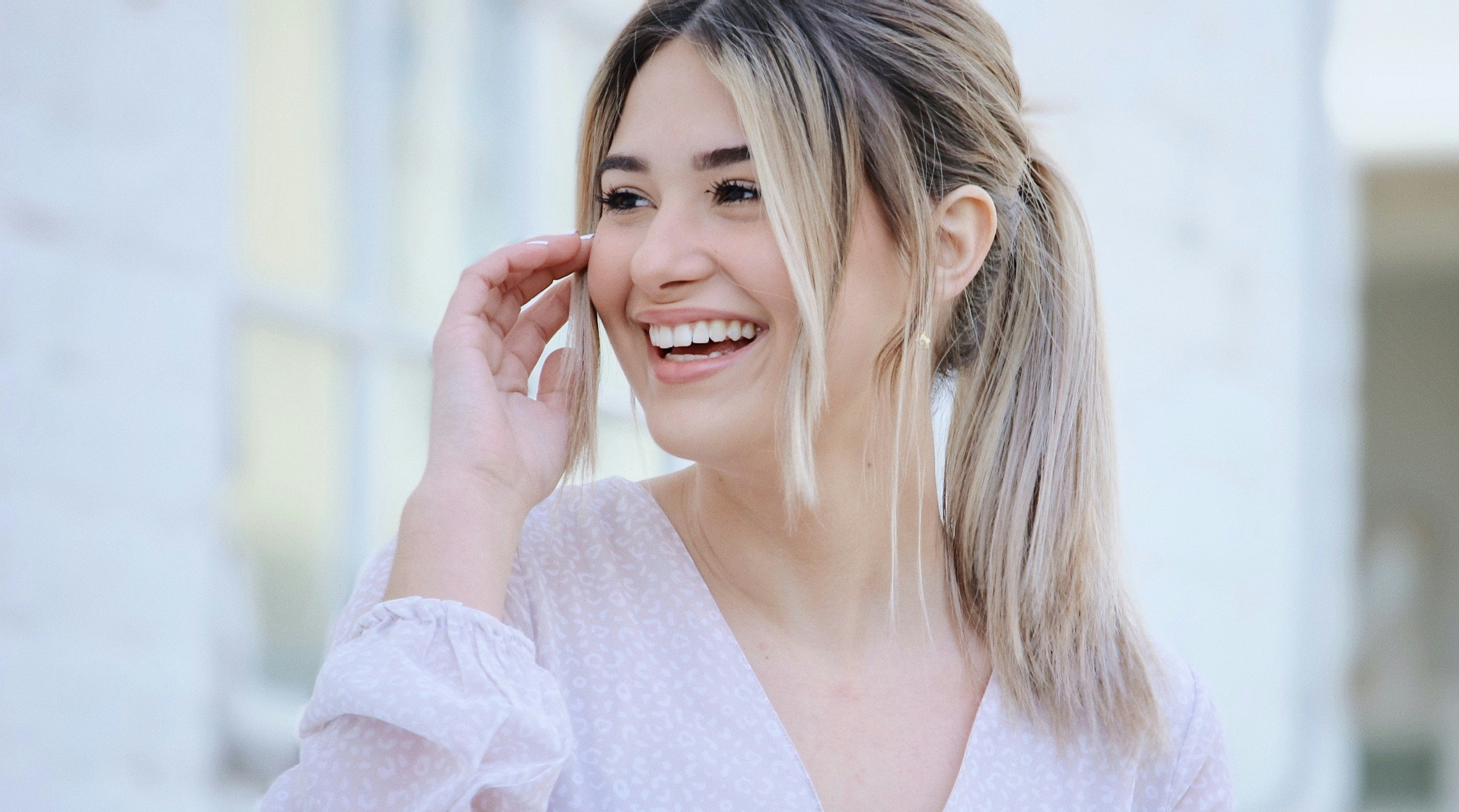 Beautiful smile result at Popsclinic